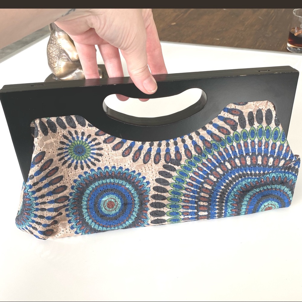 ⬇️ PRICE! The Perfect Clutch — Now Only $39